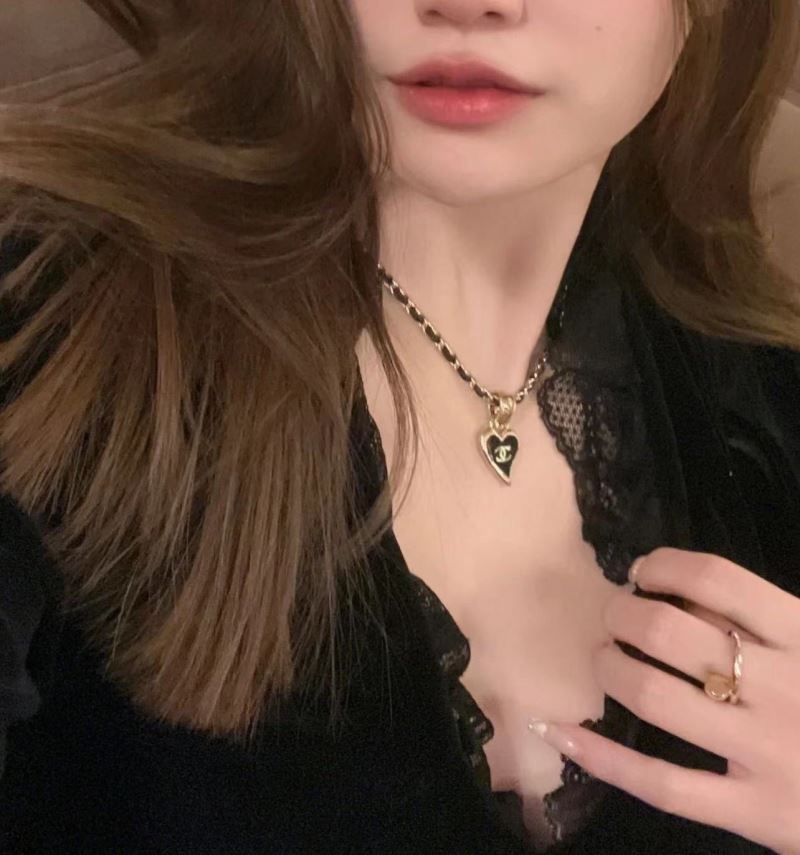 Ch**el necklaces